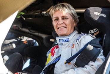 Jutta Kleinschmidt, la primera piloto en lograr un Rally Dakar