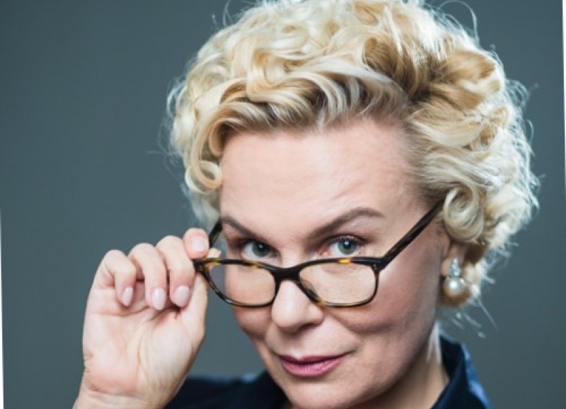 colette ballou empresaria